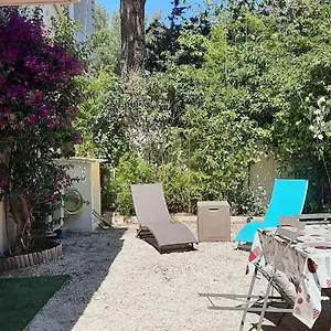https://appartement-avec-jardin-et-parking.fr-provencehotel.com