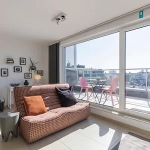 Penthouse Bij Leopoldpark Appartement